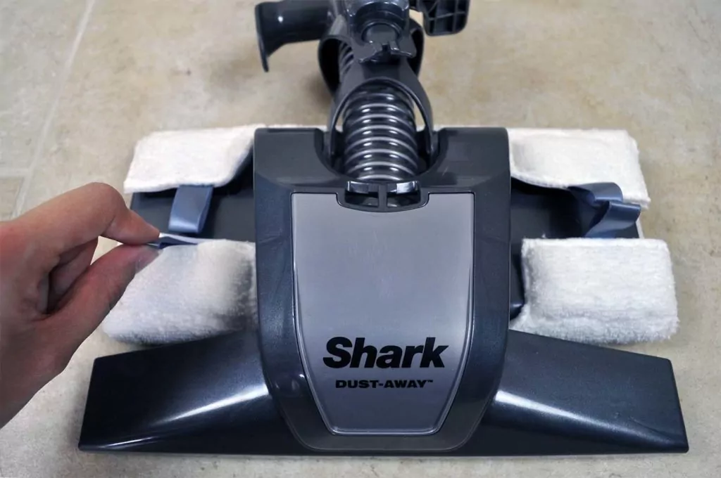 Shark Rocket Deluxe Pro Vacuum Review