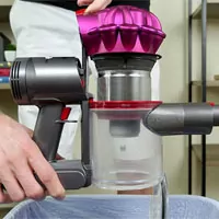 Dyson V7 dust bin