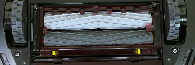 Roomba vacuum AeroForce system brushroll