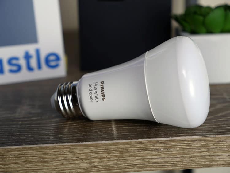 Phillips Hue smart bulb review