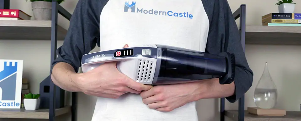 Novete handheld vacuum