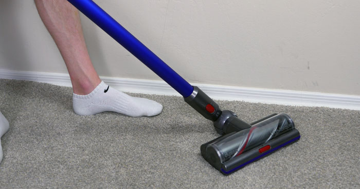 Cleaning Carpet With Dyson V11