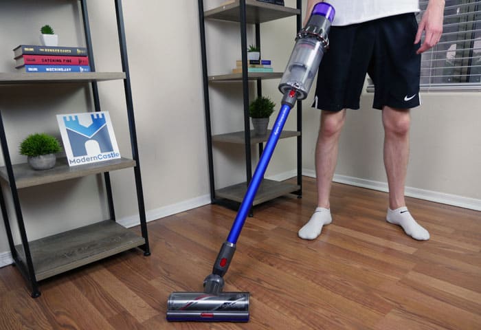 Dyson V11 Torque Drive cordless stick vacuum cleaner review