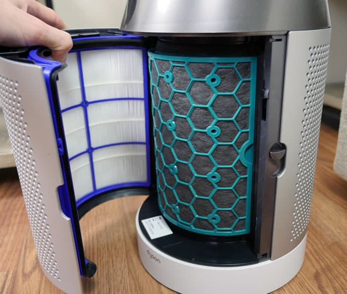 Replacing a Dyson air purifier filter