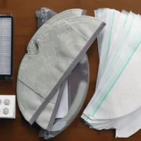 Roborock S6 cleaning accessories