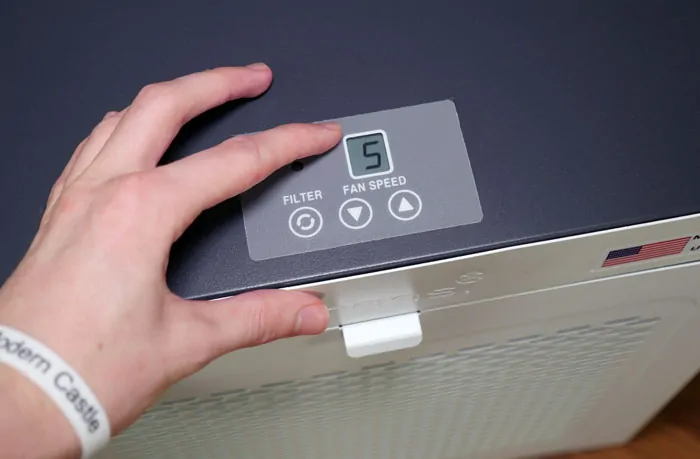 Oransi EJ120 control buttons display