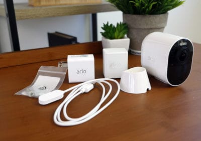 Arlo Ultra Accessories Arlo Ultra camera with accessories