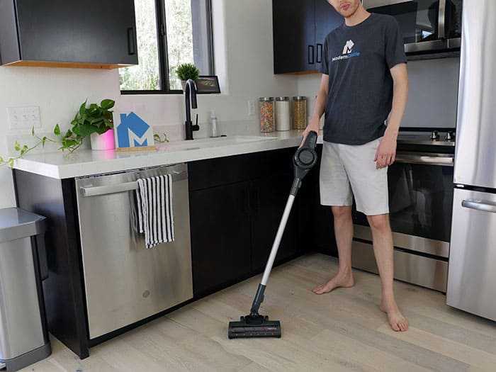 Size of the Elechomes cordless vacuum 