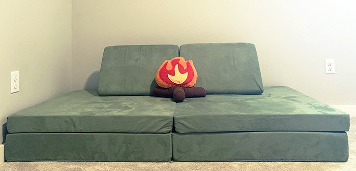 the nugget kids couch