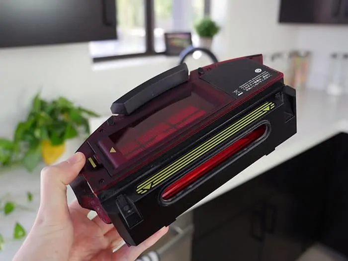 Roomba 981 dust bin