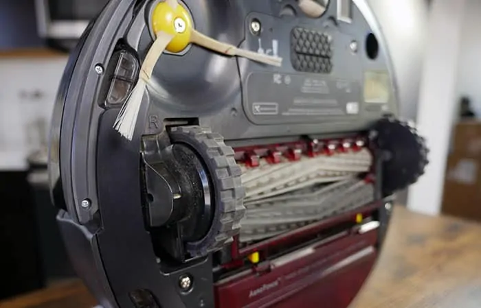 Roomba 900 series wheels