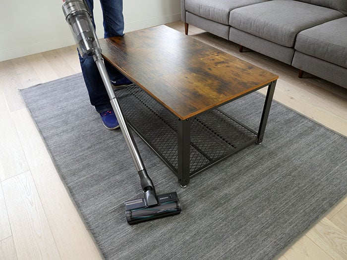 Getting ready to clean with the Samsung Jet 90 vacuum 