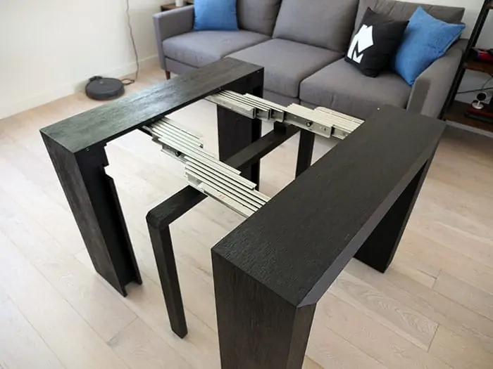 Adjustable rails on the Transformer Table