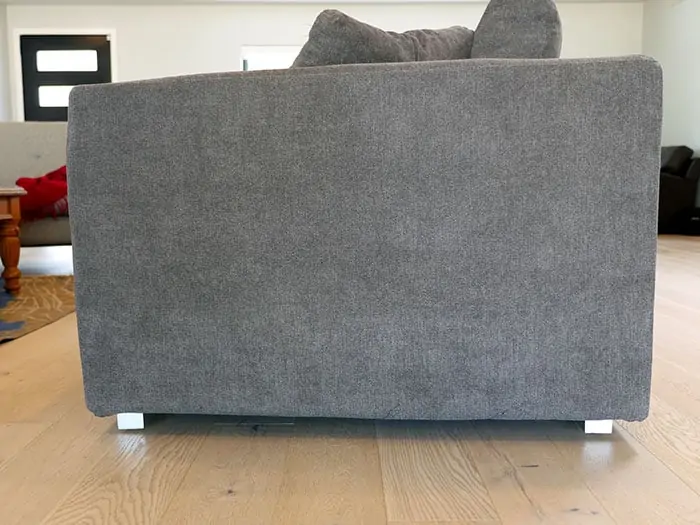 Valyou Feathers sofa side