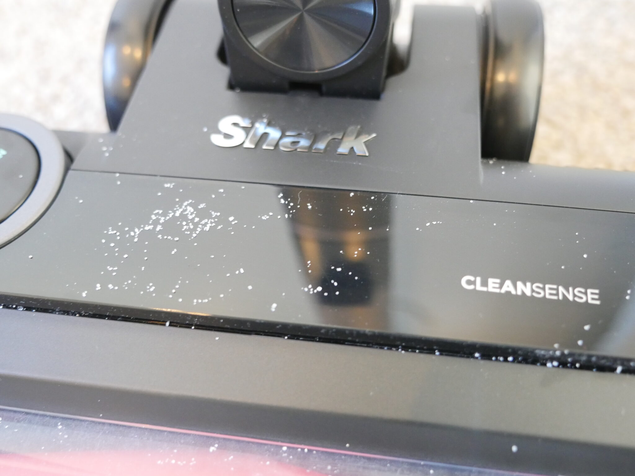 Shark Stratos vs. Vertex Cordless Objective Cleaning Comparison